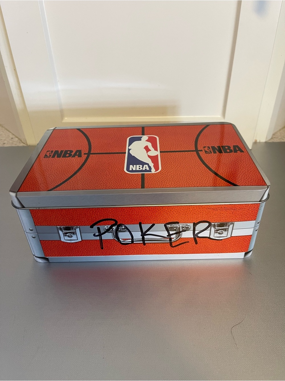 NBA Poker Set 200 Chips Rack Table Felt Playing Cards in Tin Lunchbox